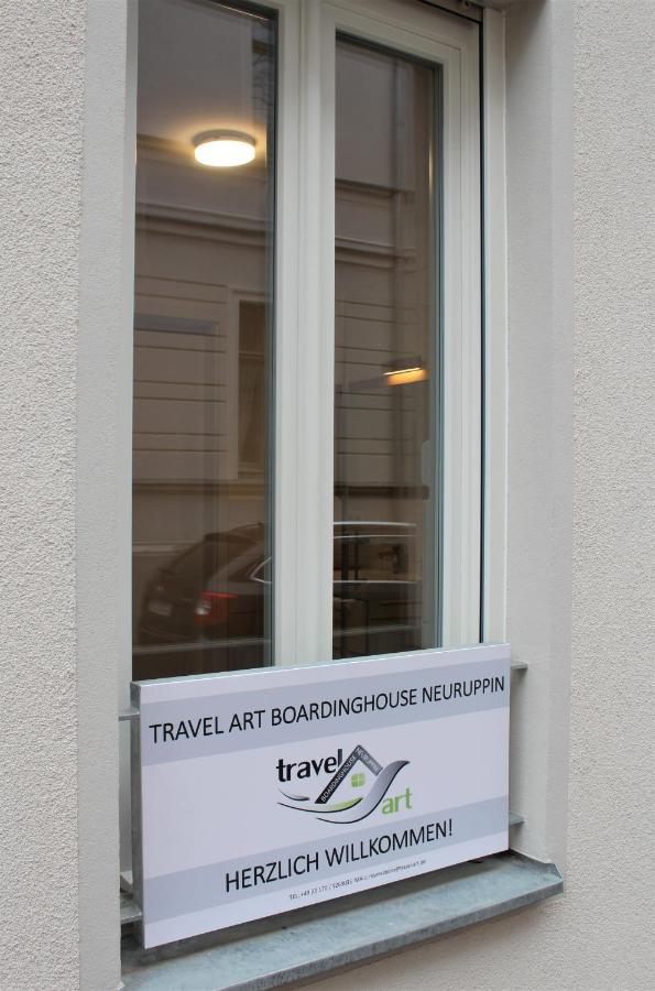 الشقق الفندقية نيوروبينفي  Travel Art Boardinghouse المظهر الخارجي الصورة